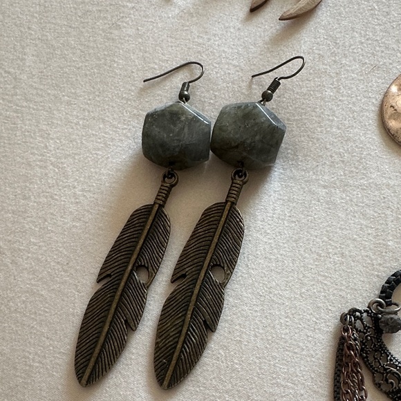 Earring Bundle - Picture 7 of 7